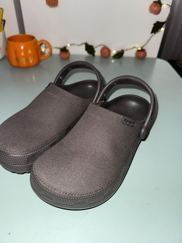 Crocs classic clog please - crocs,