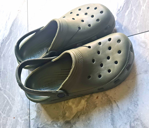 Crocs classic clog - crocs,